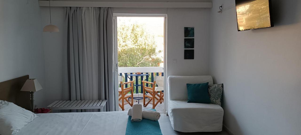 Stefos Rooms Galissas Exterior foto
