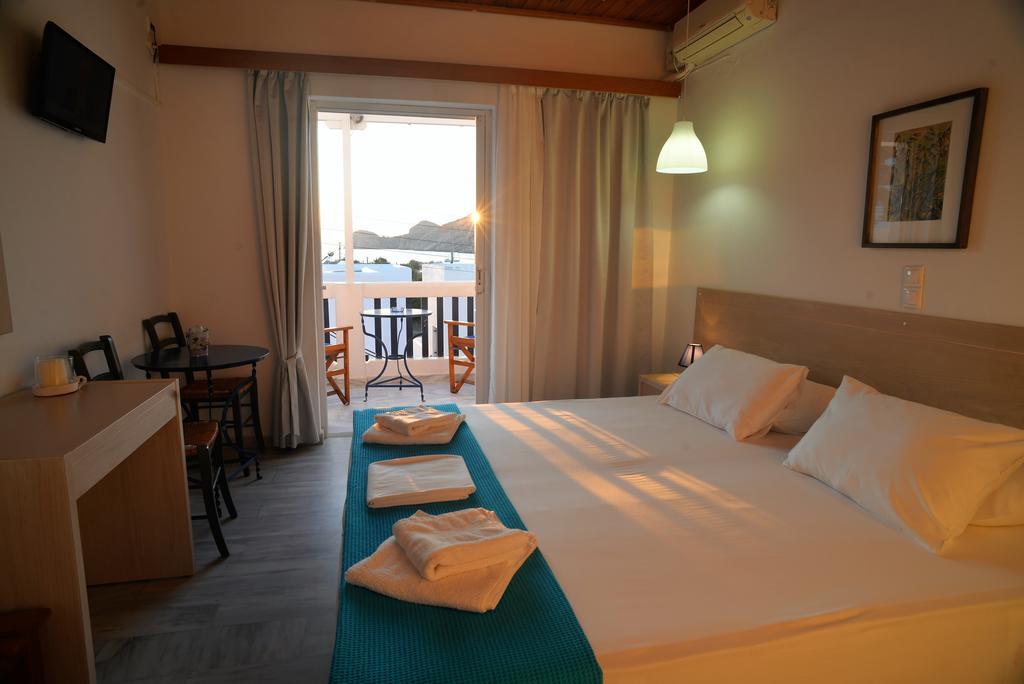 Stefos Rooms Galissas Exterior foto